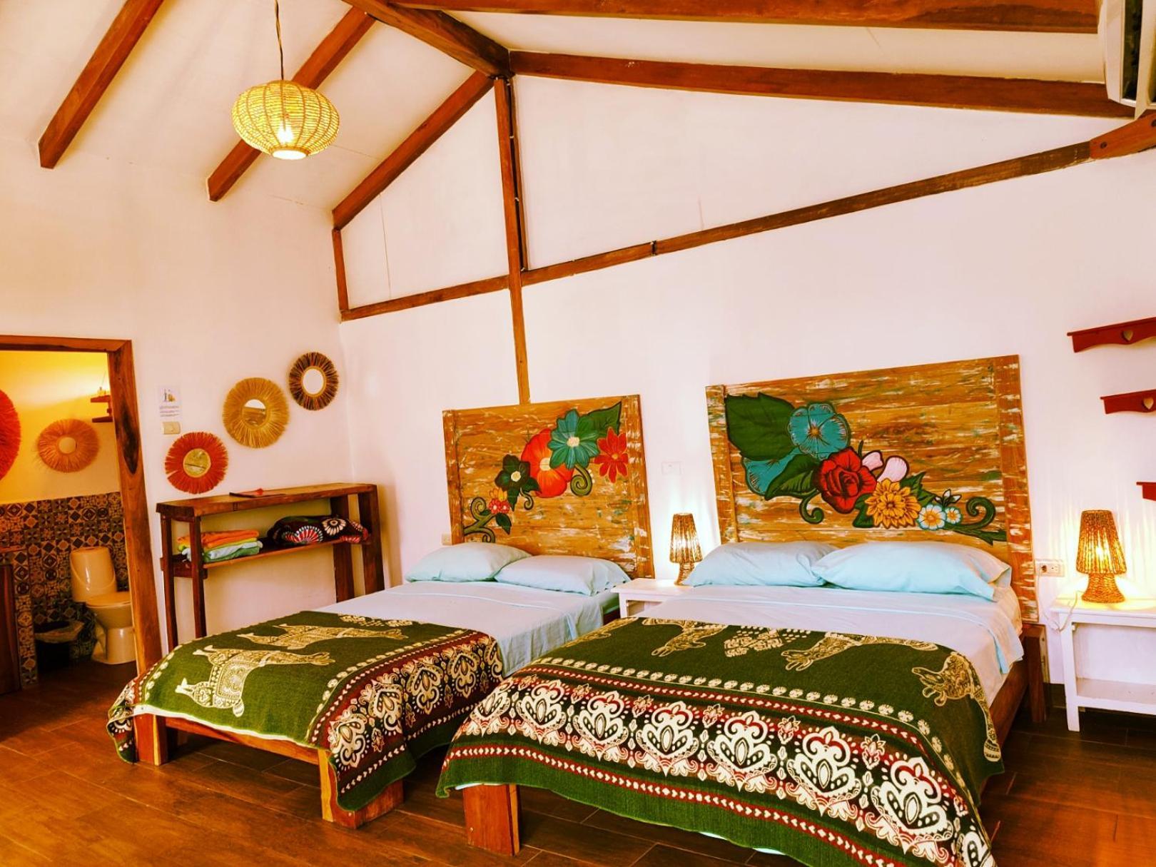 Cafe Madame Hotel Puerto Lopez Luaran gambar