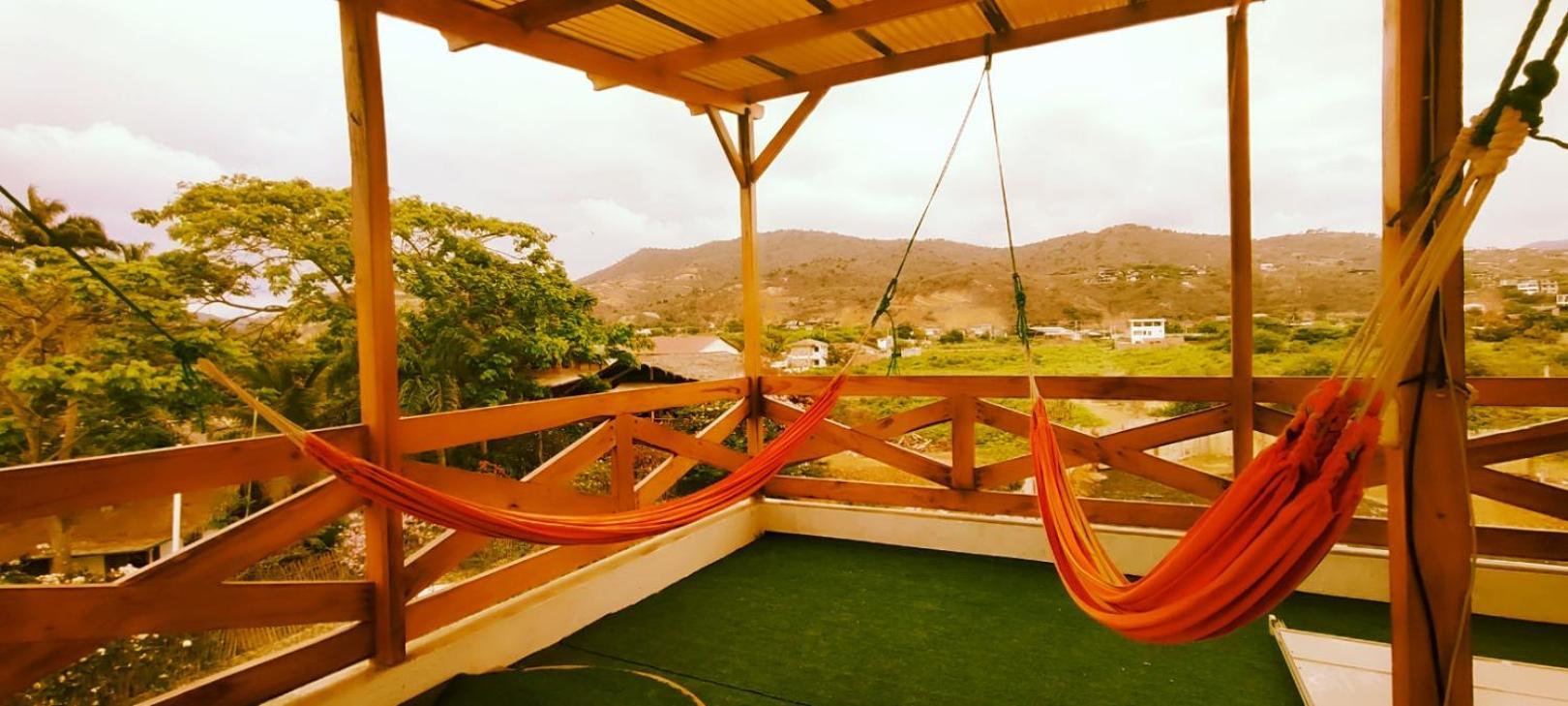 Cafe Madame Hotel Puerto Lopez Luaran gambar
