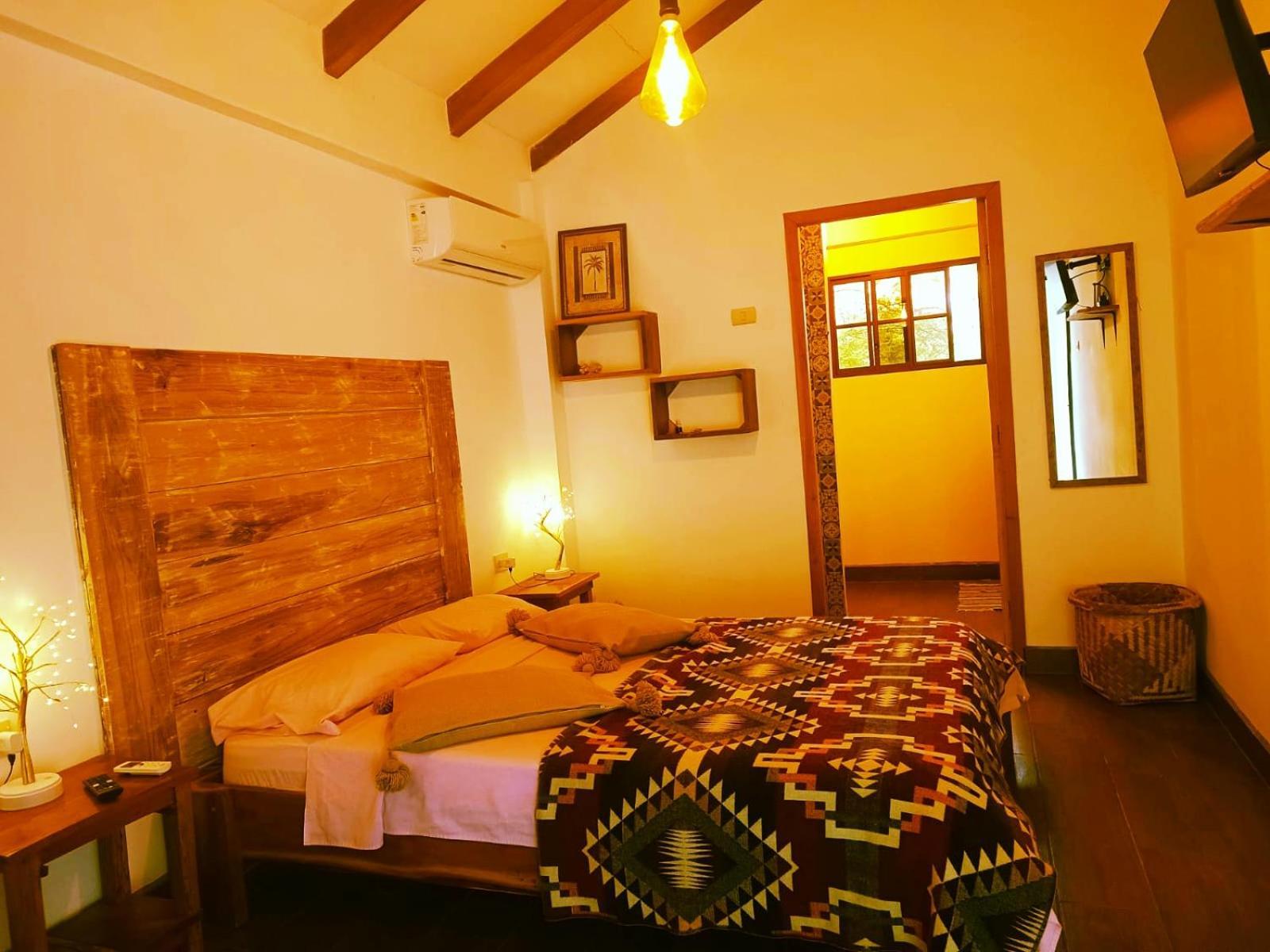 Cafe Madame Hotel Puerto Lopez Luaran gambar