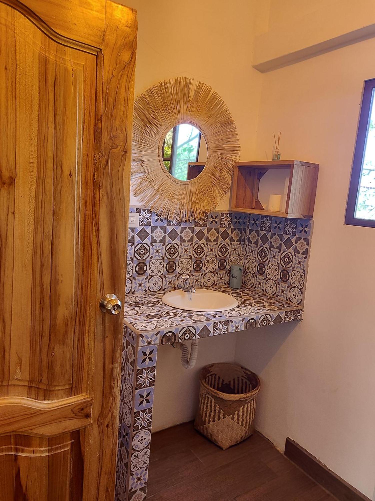 Cafe Madame Hotel Puerto Lopez Luaran gambar